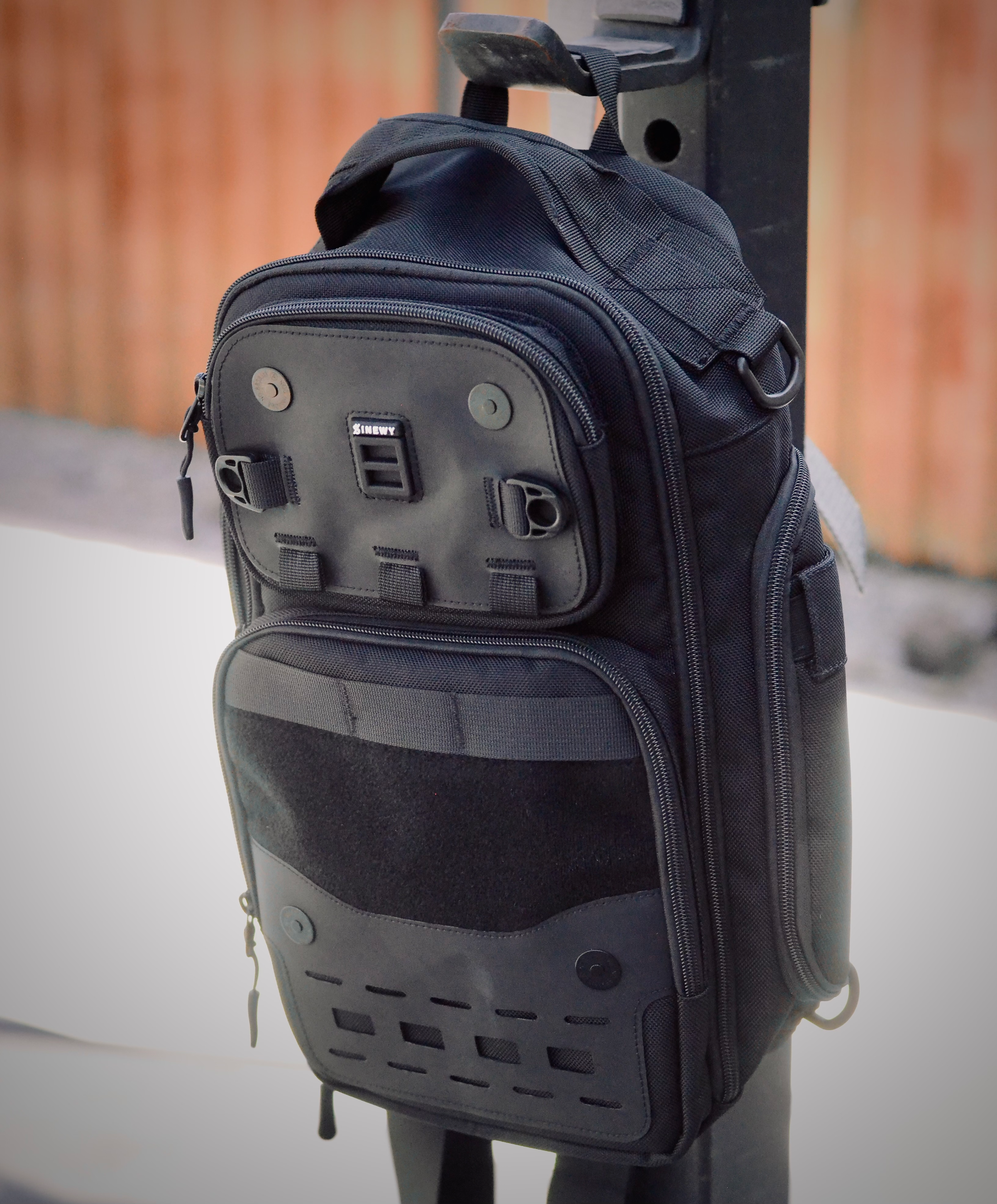 Sinewy Maverick Sling Bag